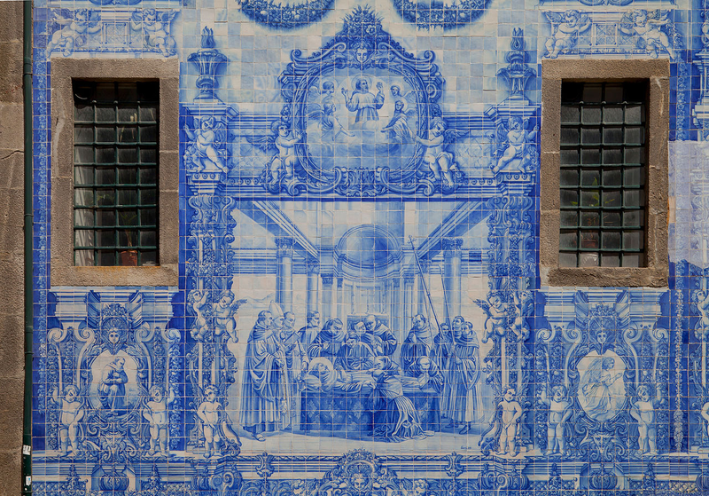 Illustration for article titled Some of the weirdest and most beautiful church decorations of all time